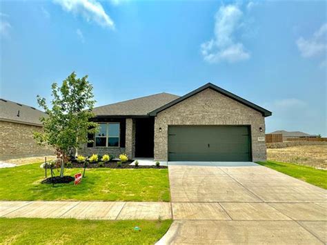 3129 Harmony Way, Cleburne, TX 76033 .